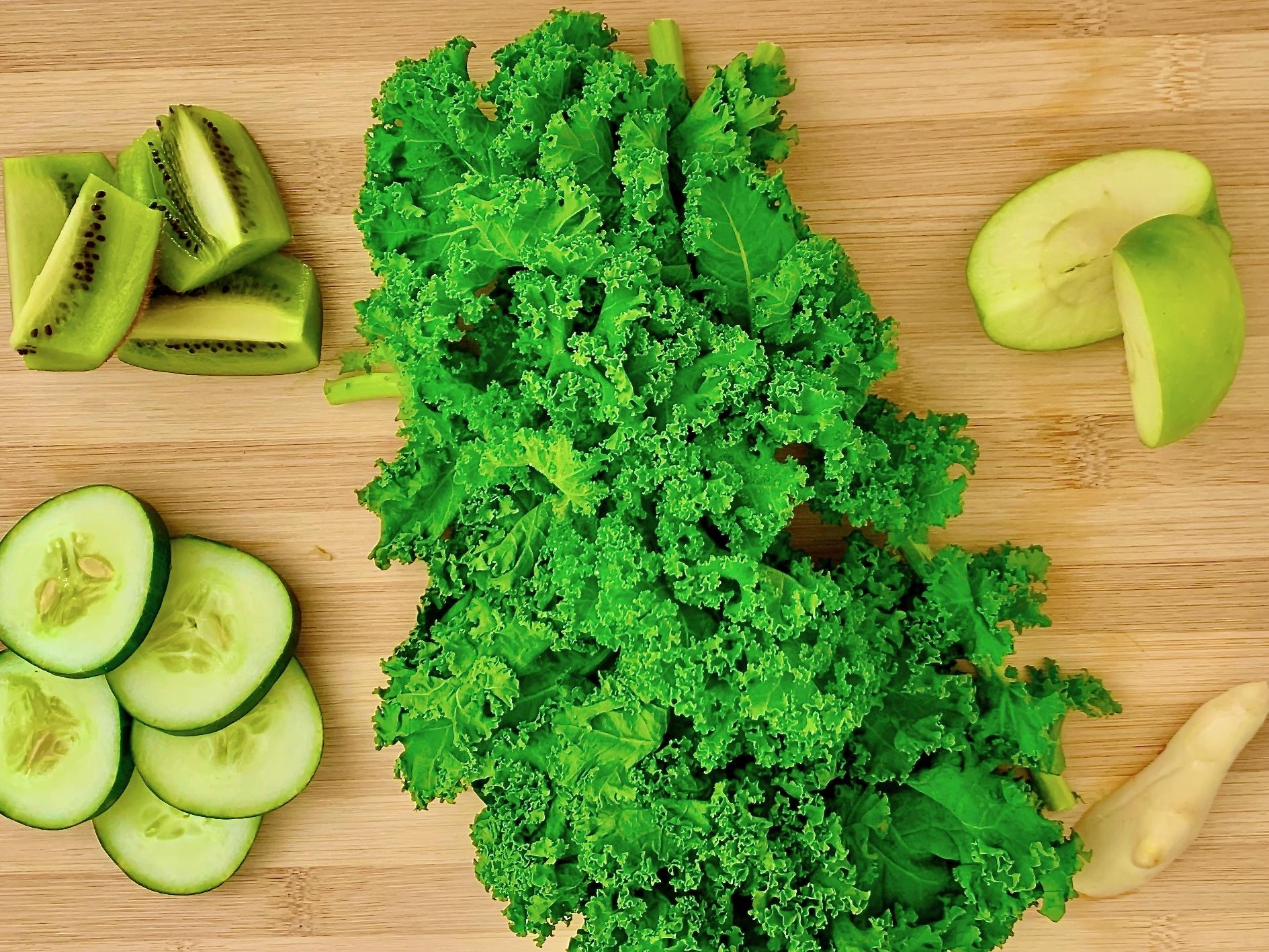 El Poder de los Jugos Verdes: Transforma tu Salud con Juice Factory GT - Cover Image